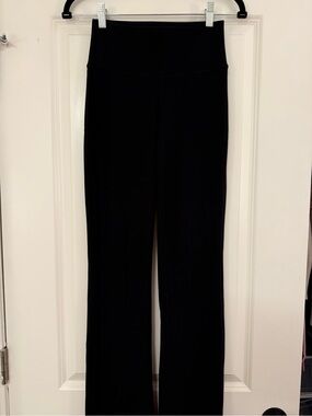 Athleta Transcend Slim yoga pant